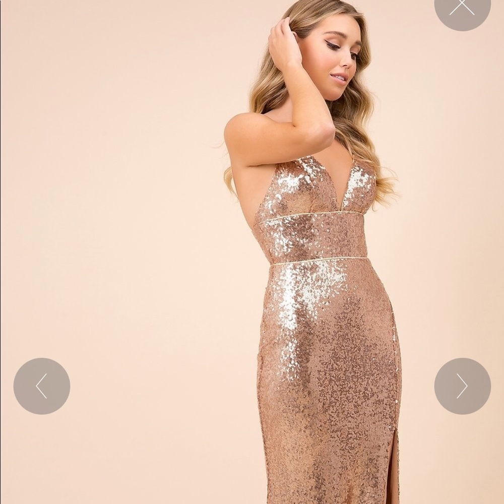 Nox Anabel size 6 (s/m) rose gold sequin mermaid dress.